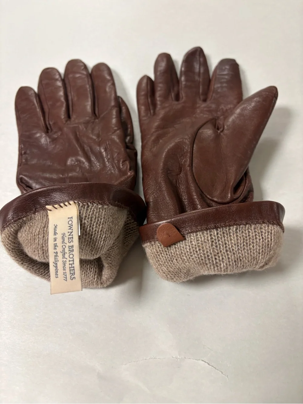Fownes Brothers Classic Brown Leather Gloves Cashmere Lining size 7